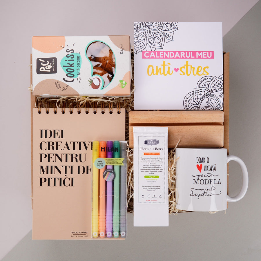 Pachet cadou pentru educatoare - Little People - in cutie