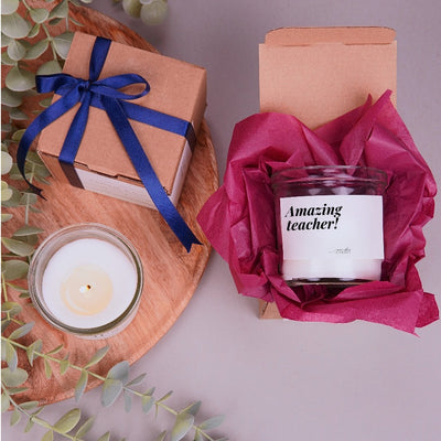 Impachetare cadou - Cadou pentru profesori - Lumanare parfumata personalizata - Amazing Teacher