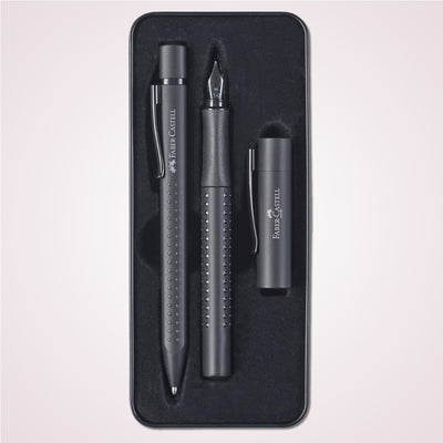 Cadou premium - Set elegant cu pix si stilou negru in cutie de metal Faber-Castell