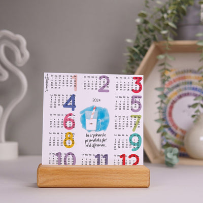 Calendar de birou 2024 cu suport de lemn - Citate Optimiste - coperta
