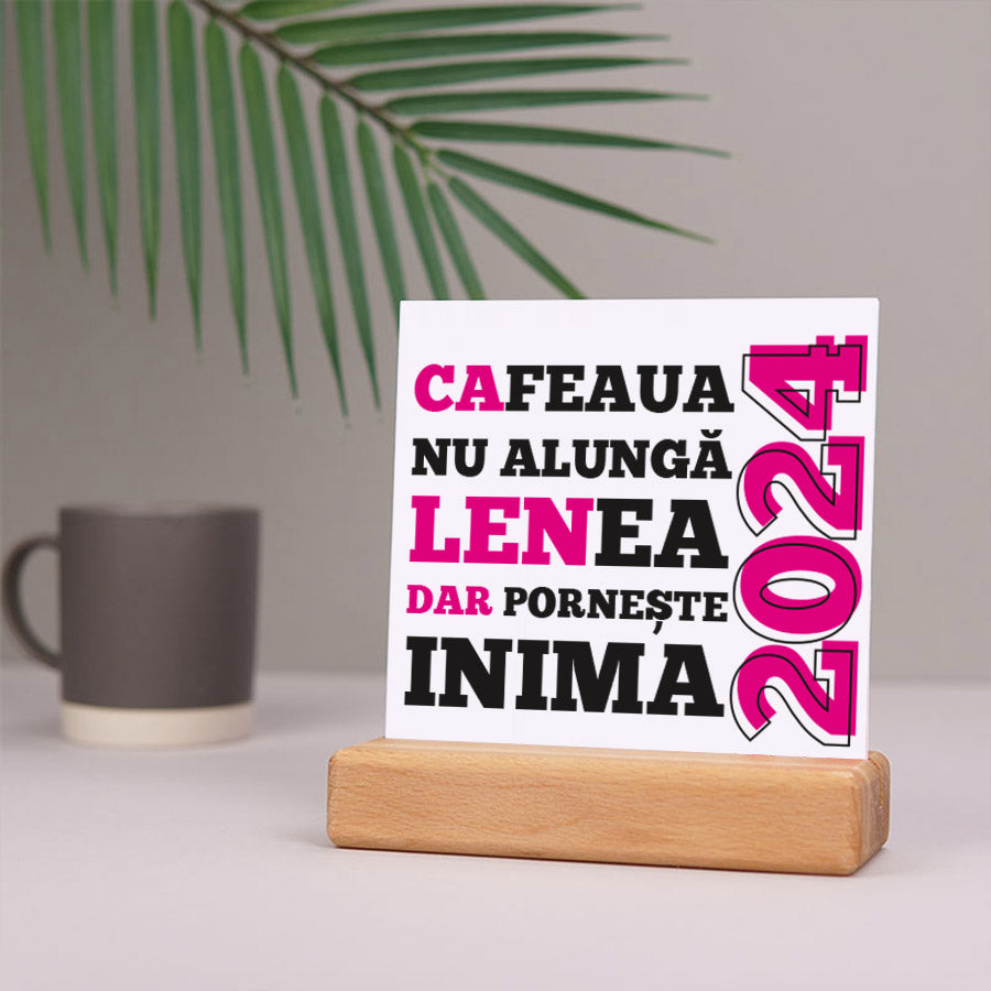 Calendar de birou 2024 cu suport de lemn - Expresii Excentrice