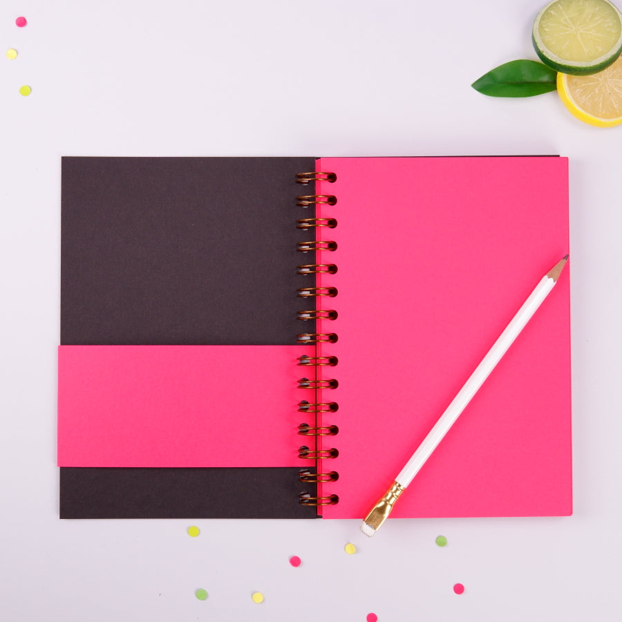 Notebook cu interior colorat wonderstore - Creative Planning - Cosmo Pink - interior
