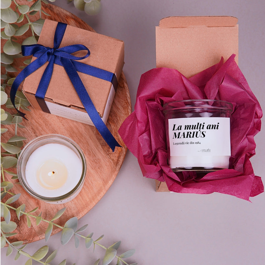 Impachetare cadou - Cadou de zi de nastere pentru prieteni - Lumanare parfumata personalizata - Legend
