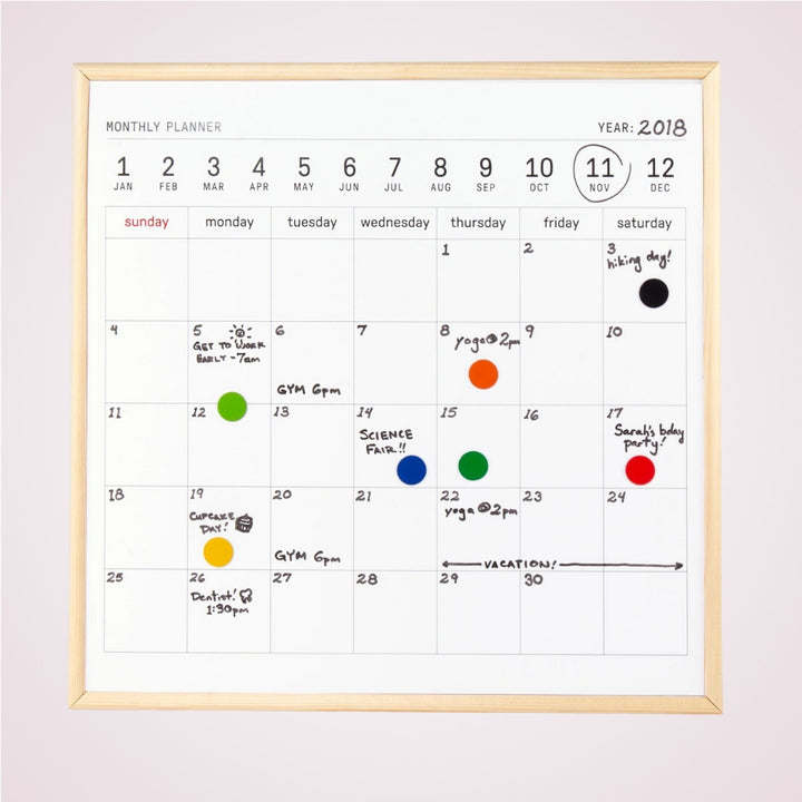 Planner calendar de perete whiteboard cu marker inclus - prim plan