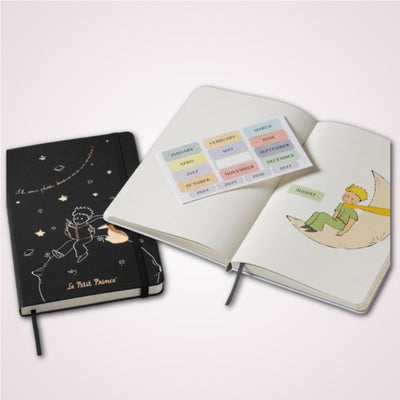 Exemplu decor cu stickere Notebook liniat Moleskine in cutie cadou - Le Petit Prince