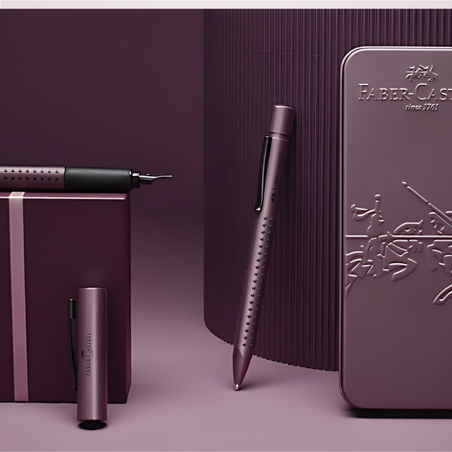 Cadou premium - Set elegant cu pix si stilou mov in cutie de metal Faber-Castell - context