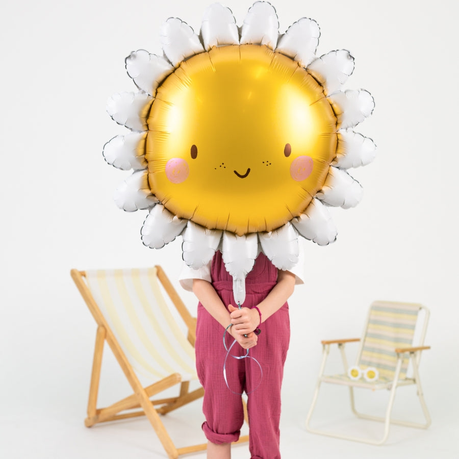 Copil cu Balon in forma de floare zambitoare - Sunny smile