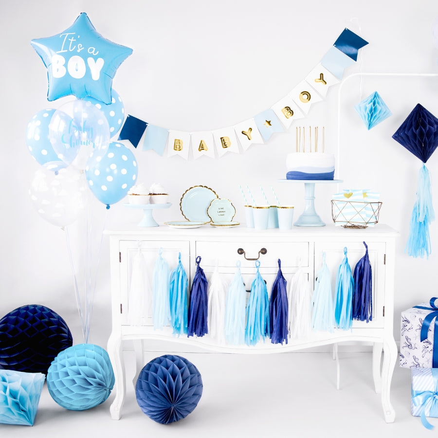 decor candy bar cu balon albastru in forma de stea pentru baby shower / gender reveal - It's a boy