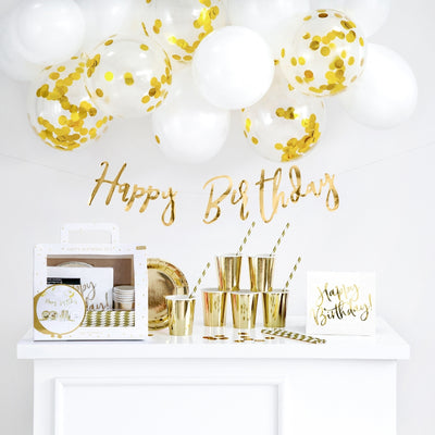 Decor party cu set 60 de accesorii pentru petreceri aniversare - Golden Age