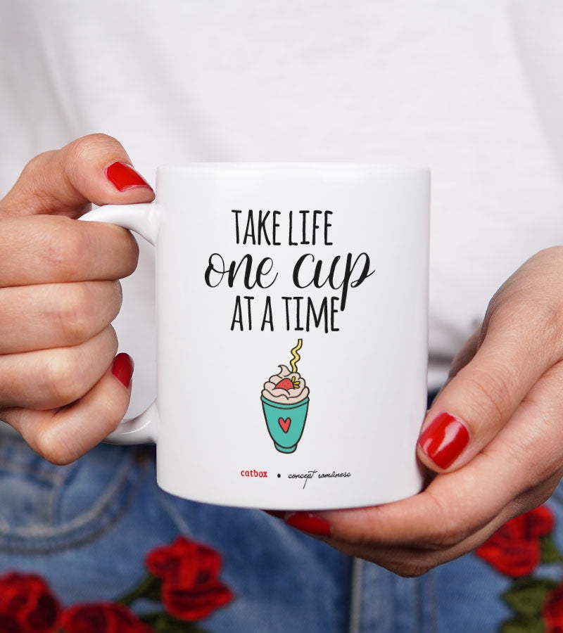 Cadou pentru iubitorii de cafea - Cana personalizata - Take it easy 2